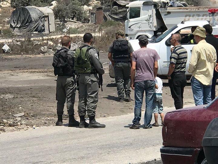 اقتحام مفاحم يعبد من قبل قوات الاحتلال وتجريف بعض المناطق فيها..